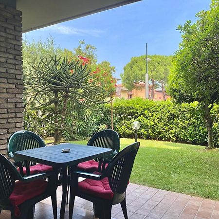 Jolly Apartments Сирмионе Экстерьер фото